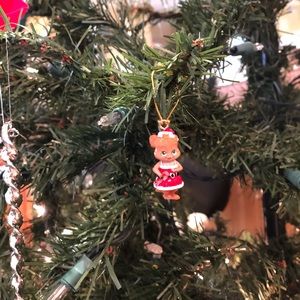 Meet your Posher, Nhu